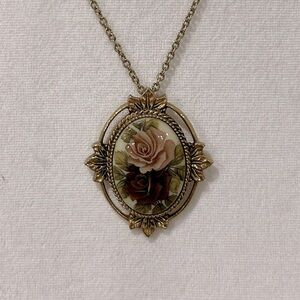 Vintage Sarah Coventry Rose Marie Cameo Victorian Style Floral Pendant Necklace